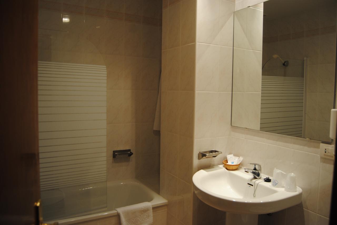 Hotel Pena De Arcos 아르코스델라프론테라 외부 사진
