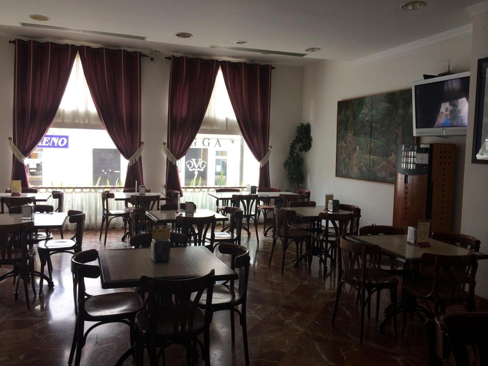 Hotel Pena De Arcos 아르코스델라프론테라 외부 사진