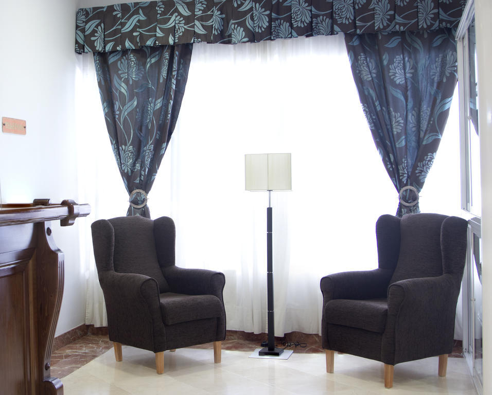 Hotel Pena De Arcos 아르코스델라프론테라 외부 사진